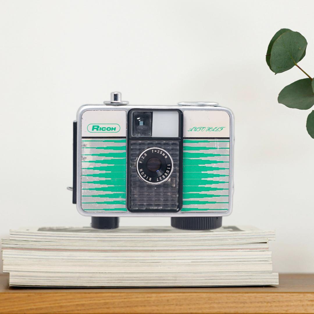 ✽AUTO　HALF　Ｅ✽ オートハーフ✽ハーフカメラ✽