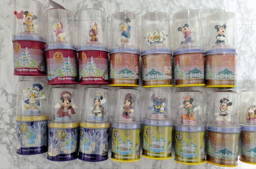 激レア東京ディズニーリゾート　フィギュアセット　ディズニーキーチェーン　ガチャ