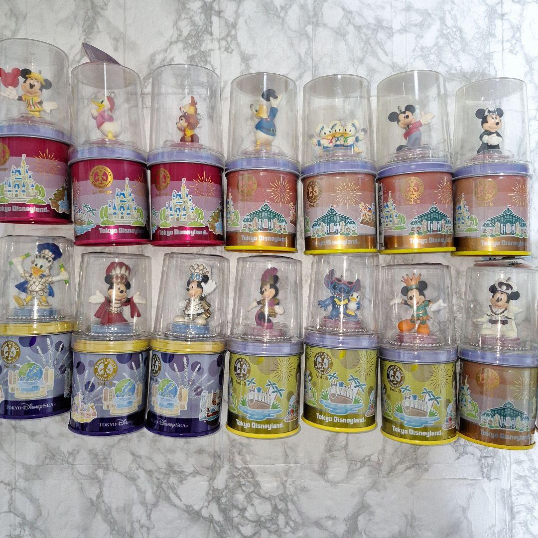 激レア東京ディズニーリゾート　フィギュアセット　ディズニーキーチェーン　ガチャ