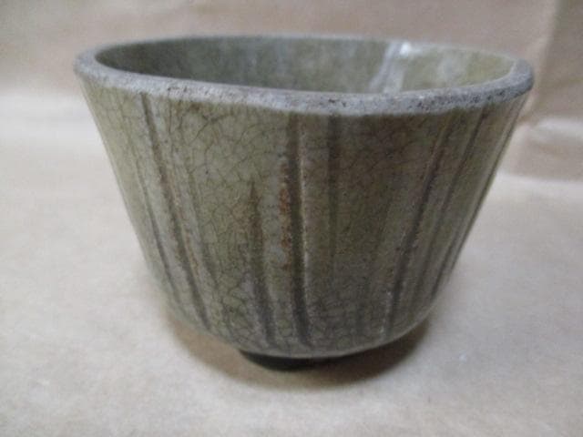 古唐津　青唐津のぐい呑み　珍品　I37-3