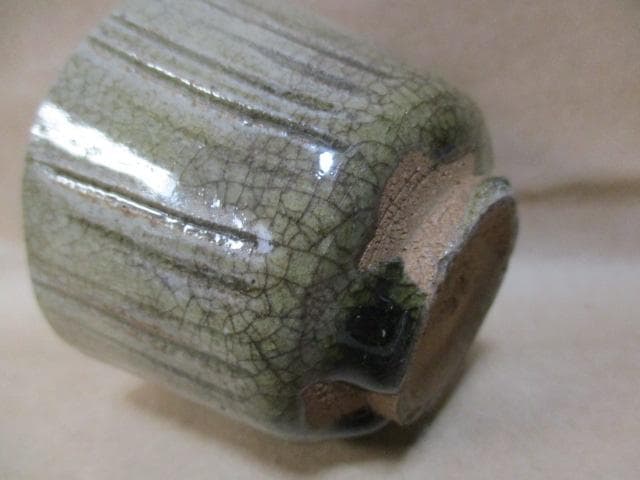 古唐津　青唐津のぐい呑み　珍品　I37-3