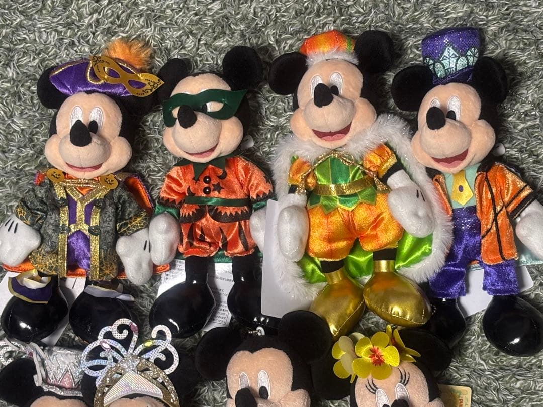 ミッキーミニー ドナルド デイジー ぬいぐるみバッジ