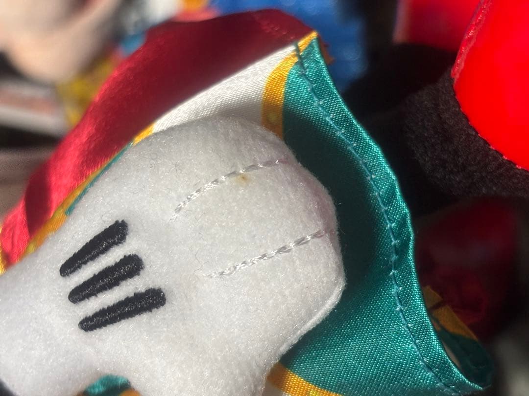 ミッキーミニー ドナルド デイジー ぬいぐるみバッジ