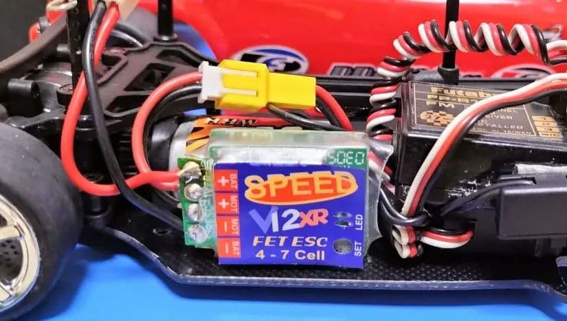 NRX-18 ラジコンカー！