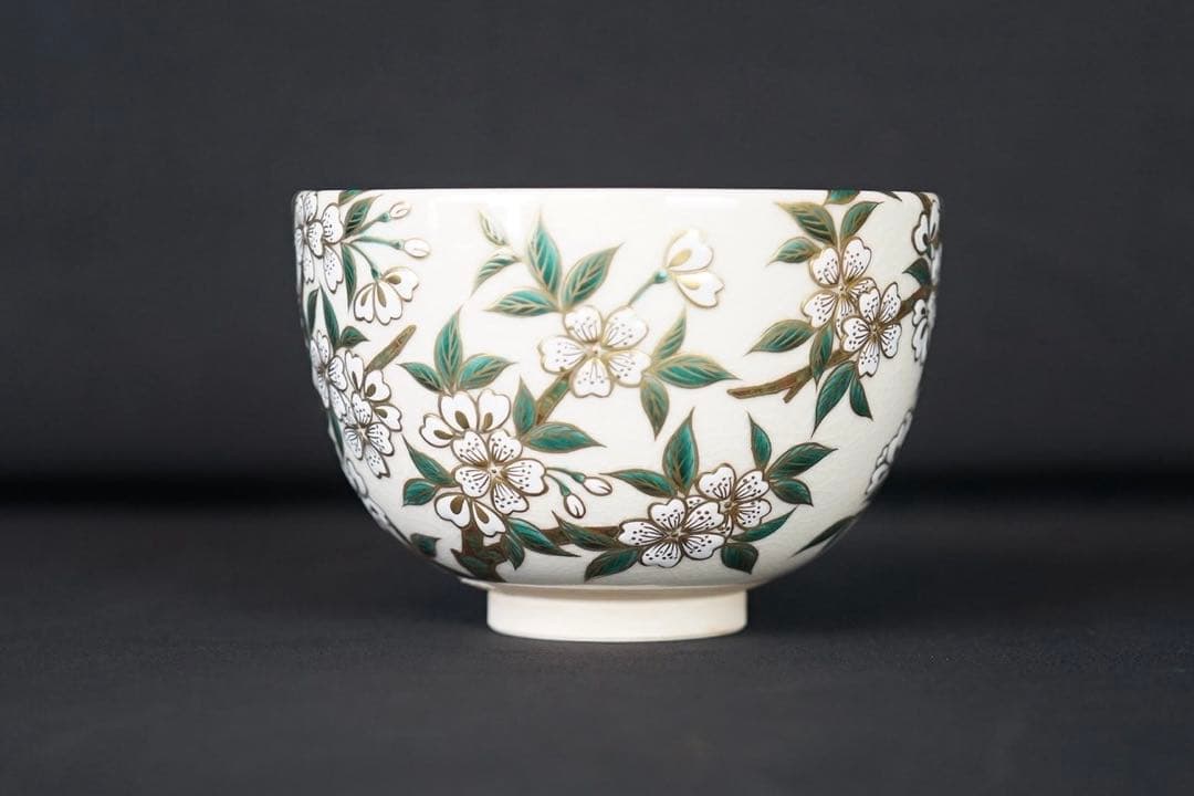 杉田祥平 清閑寺窯 色絵桜花ノ画 茶碗 共箱 共布 栞 茶道具