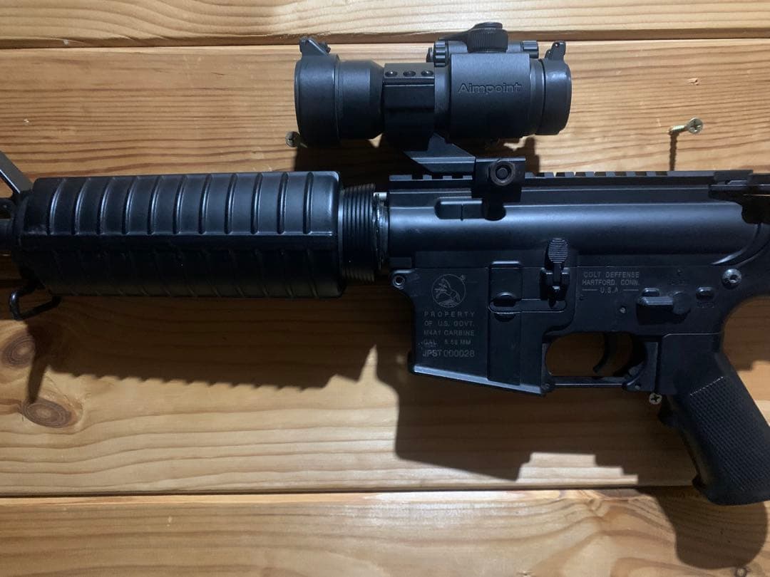 スタンダード電動ガン ブラック Aimpoint付き