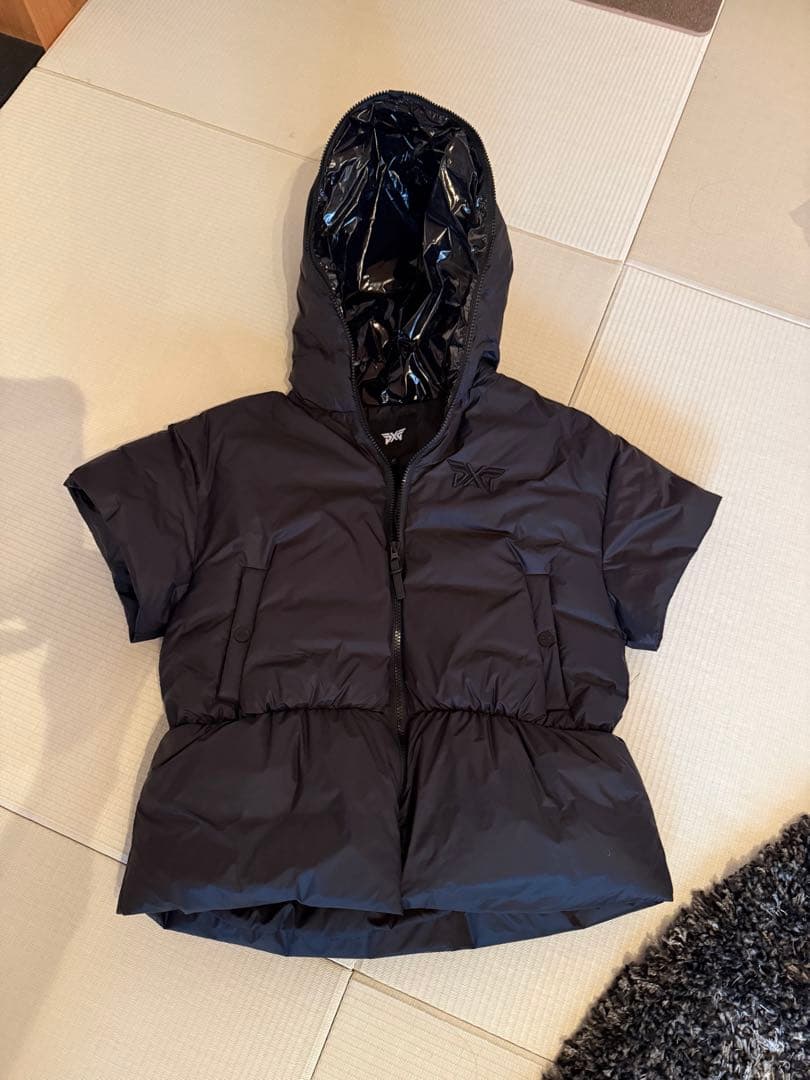 PXGゴルフウェア　レディースダウンジャケット半袖