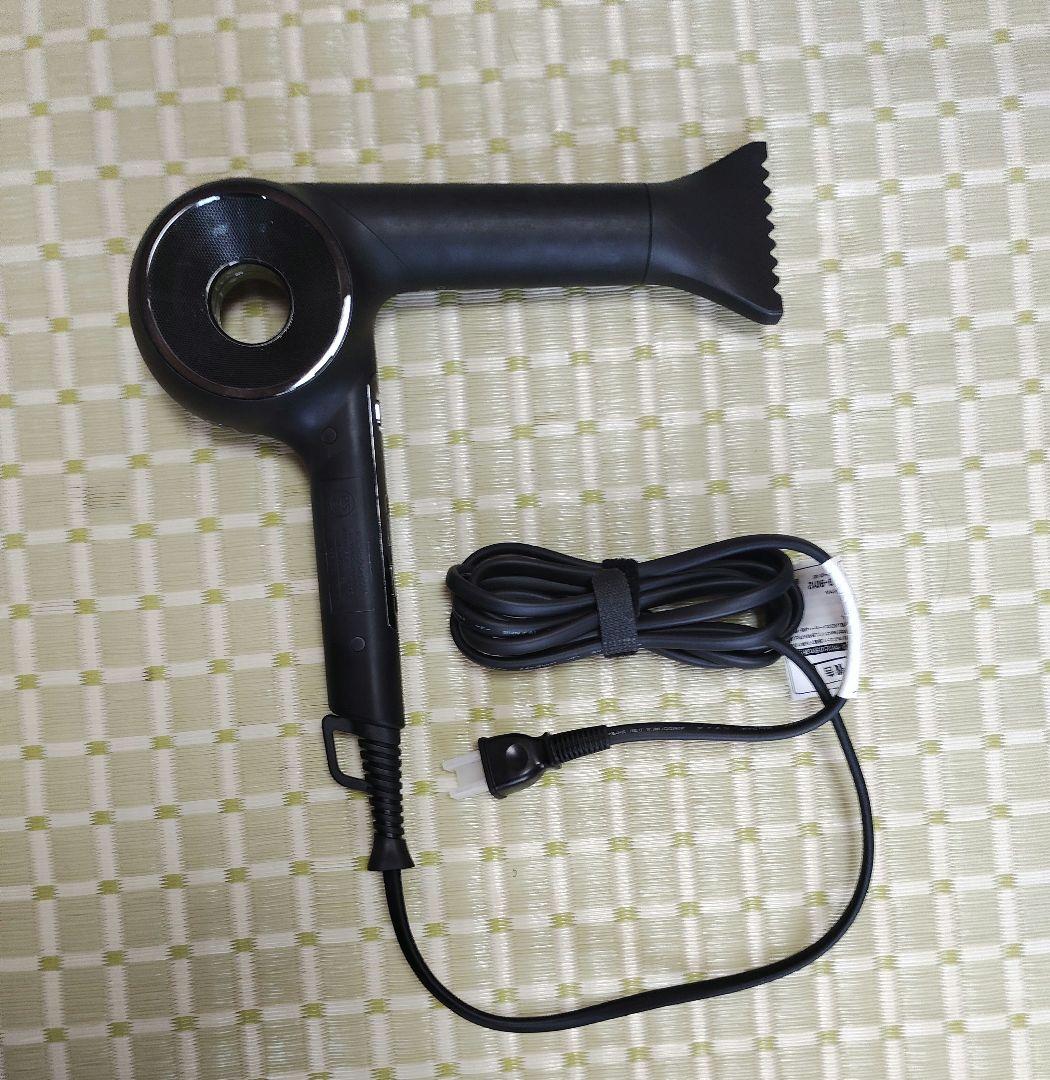 ホリスティックキュア マグネットヘアプロ ドライヤーゼロ ブラック