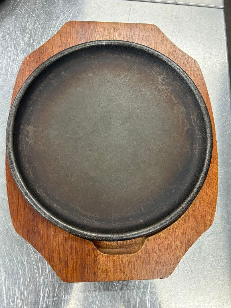 鉄製グリルプレート、専用の木製プレート