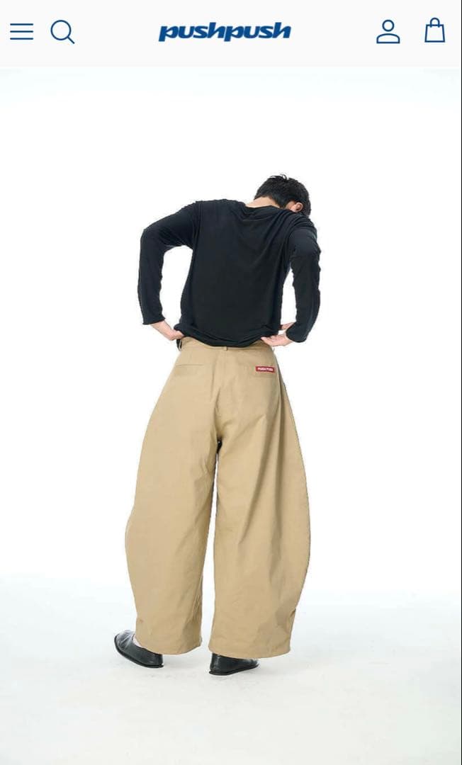 push pushのチノパン