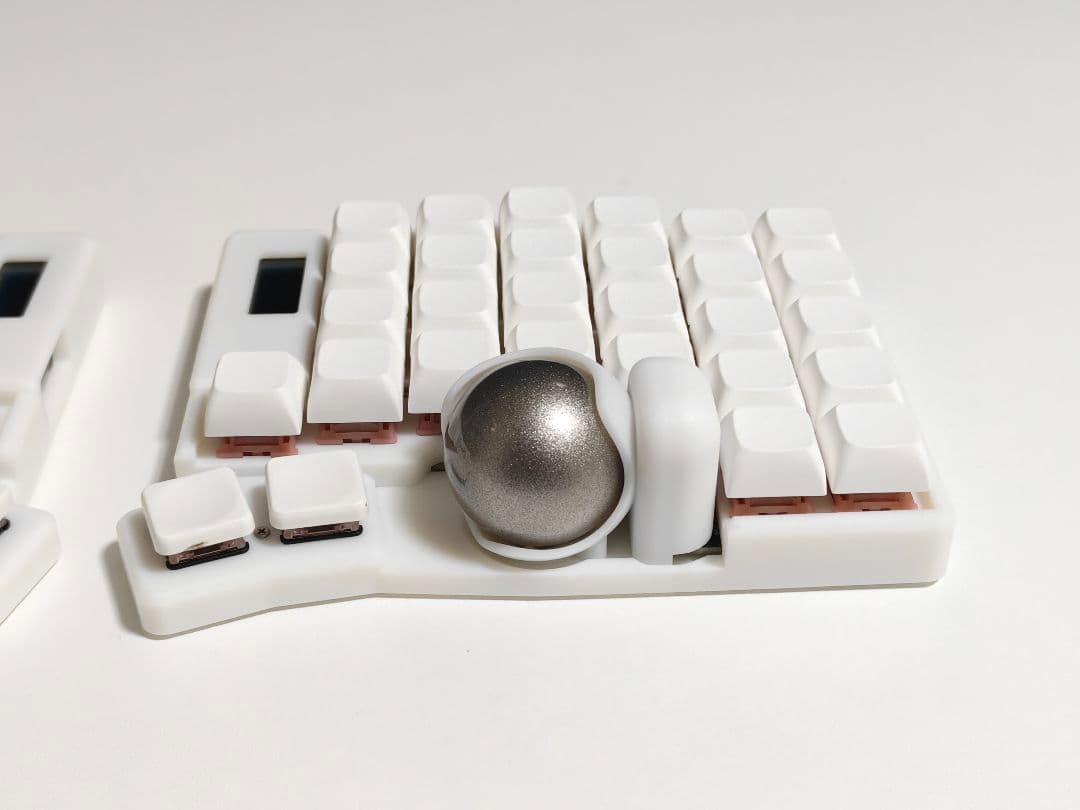 keyball61 完成品 自作キーボード 左右分割 ホワイト