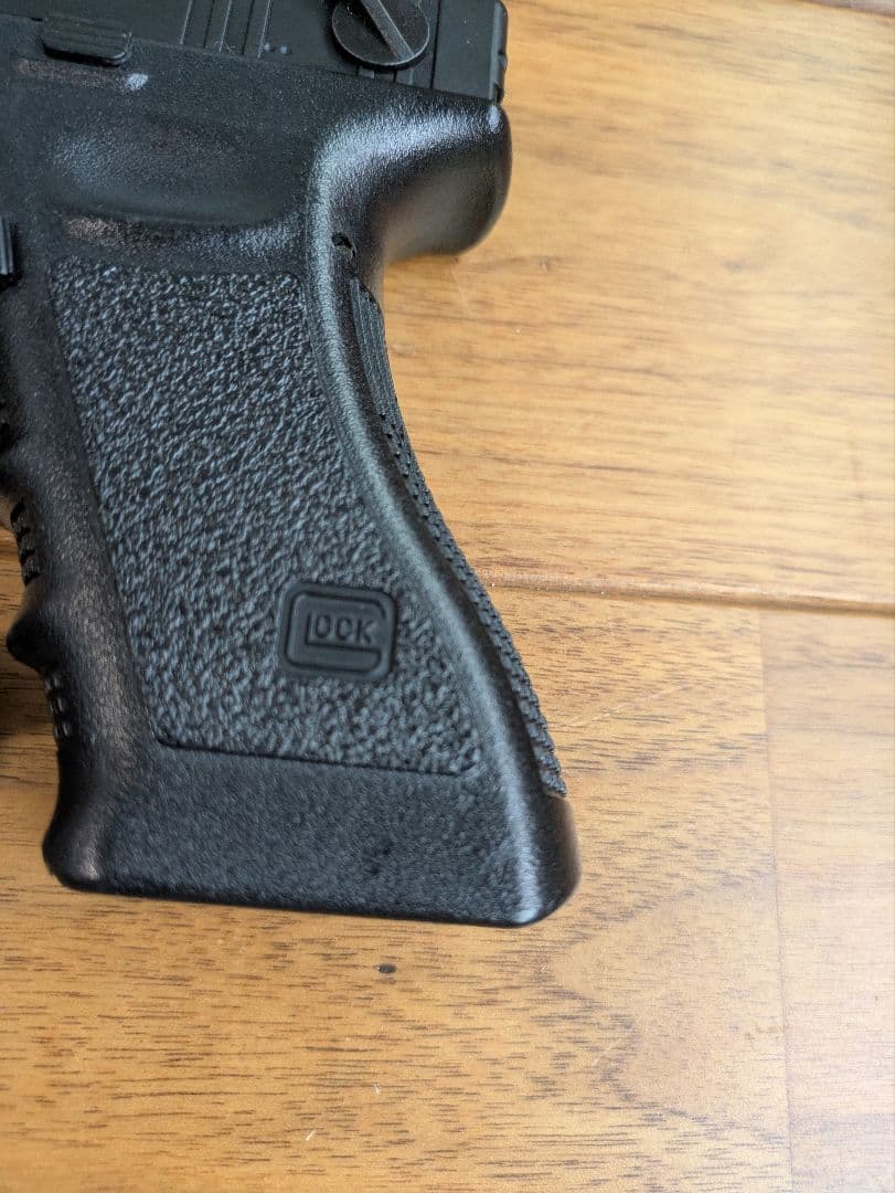 東京マルイ Glock 18C ブローバックガスガン　フルセミ切り替え