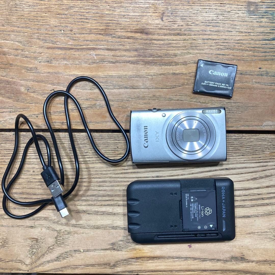 Canon IXY 200 シルバー デジタルカメラ　ジャンク