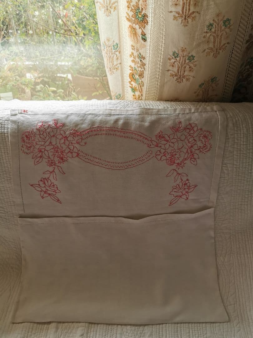 アンティークフランス 薔薇紫陽花赤糸刺繍 ランジェリーケース リネンピローカバー