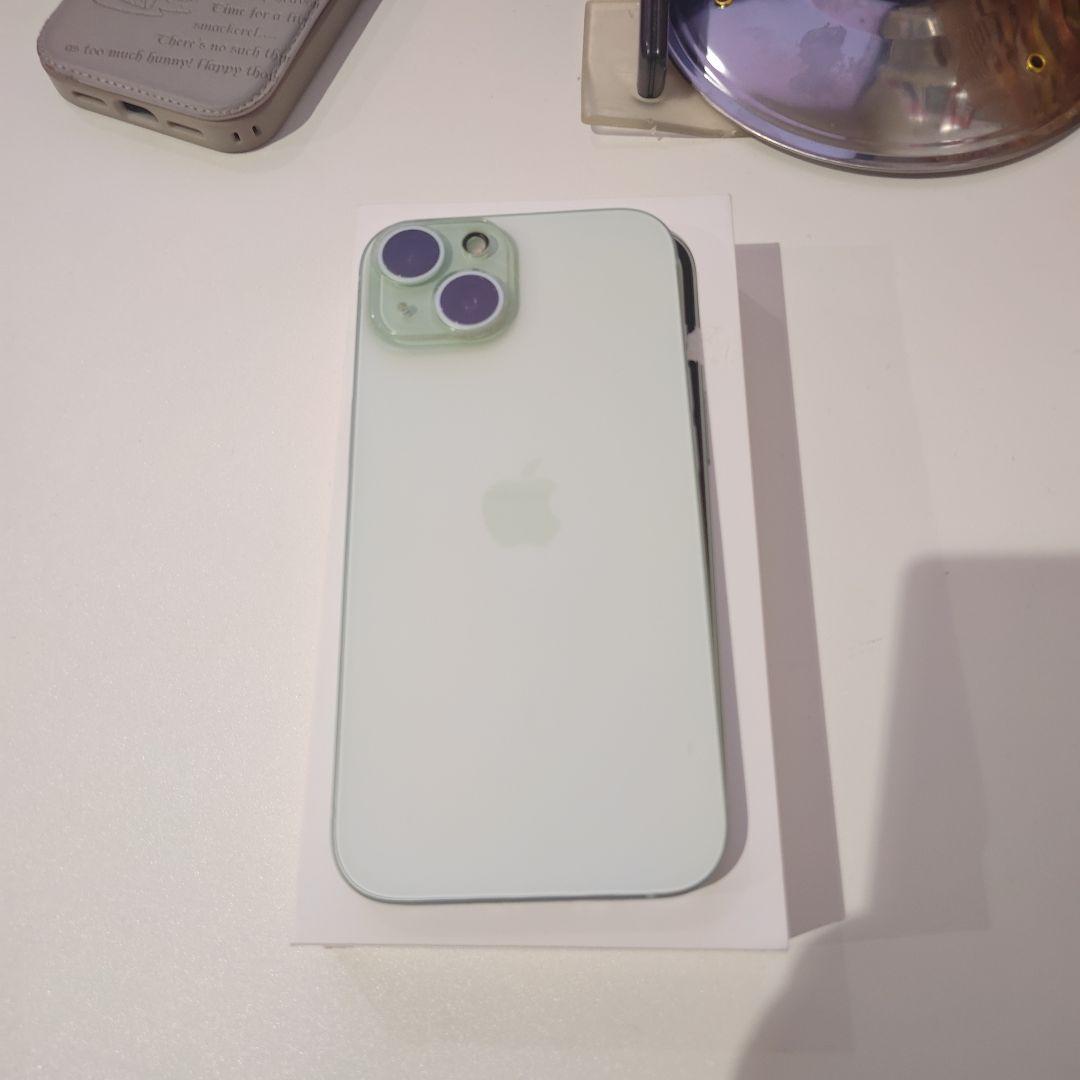 iPhone 15　本体　バッテリー91%　ケース　フィルム付き