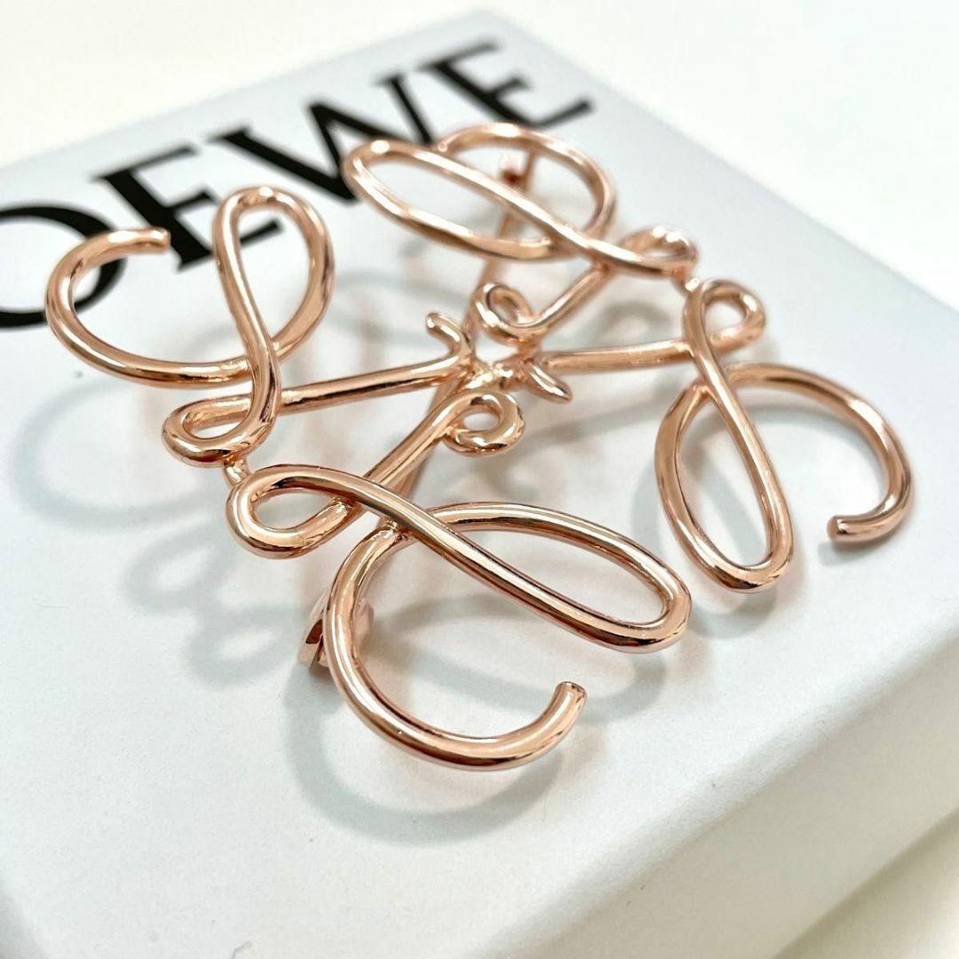 ロエベ ブローチ Anagram brooch in l ロゴ ゴールド