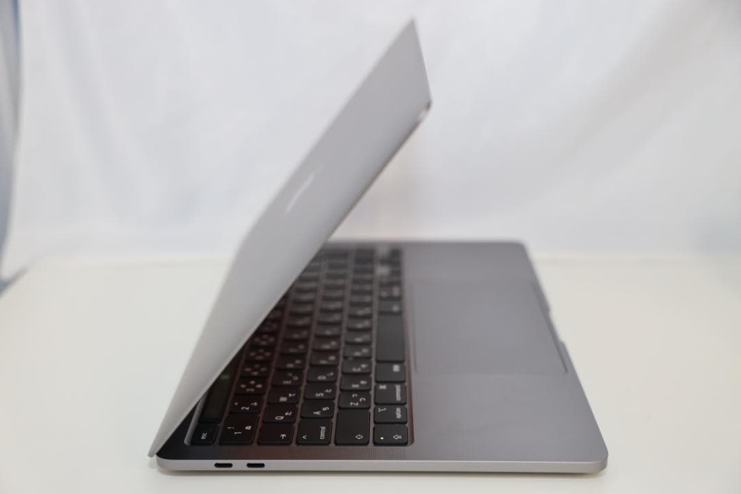 元箱付 MacBook Pro 13㌅ M2 2022 8/256GB