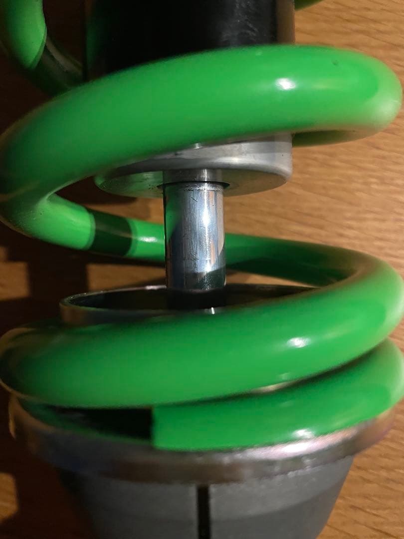 カワサキ　zx4rr 2025年式　リアサスペンション