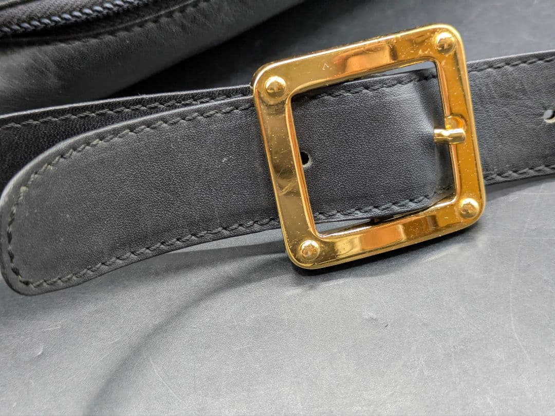 LOEWE アナグラム ショルダーバッグ ヴィンテージ オールレザー