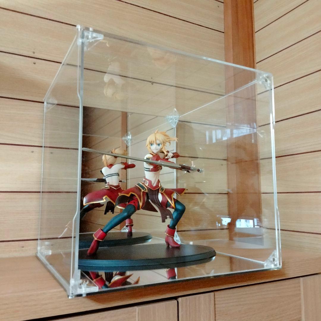 透明アクリルフィギュアケース　５個セット