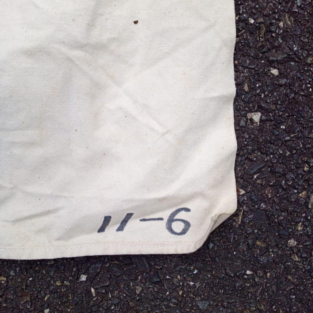 黒塗り木製パーツ