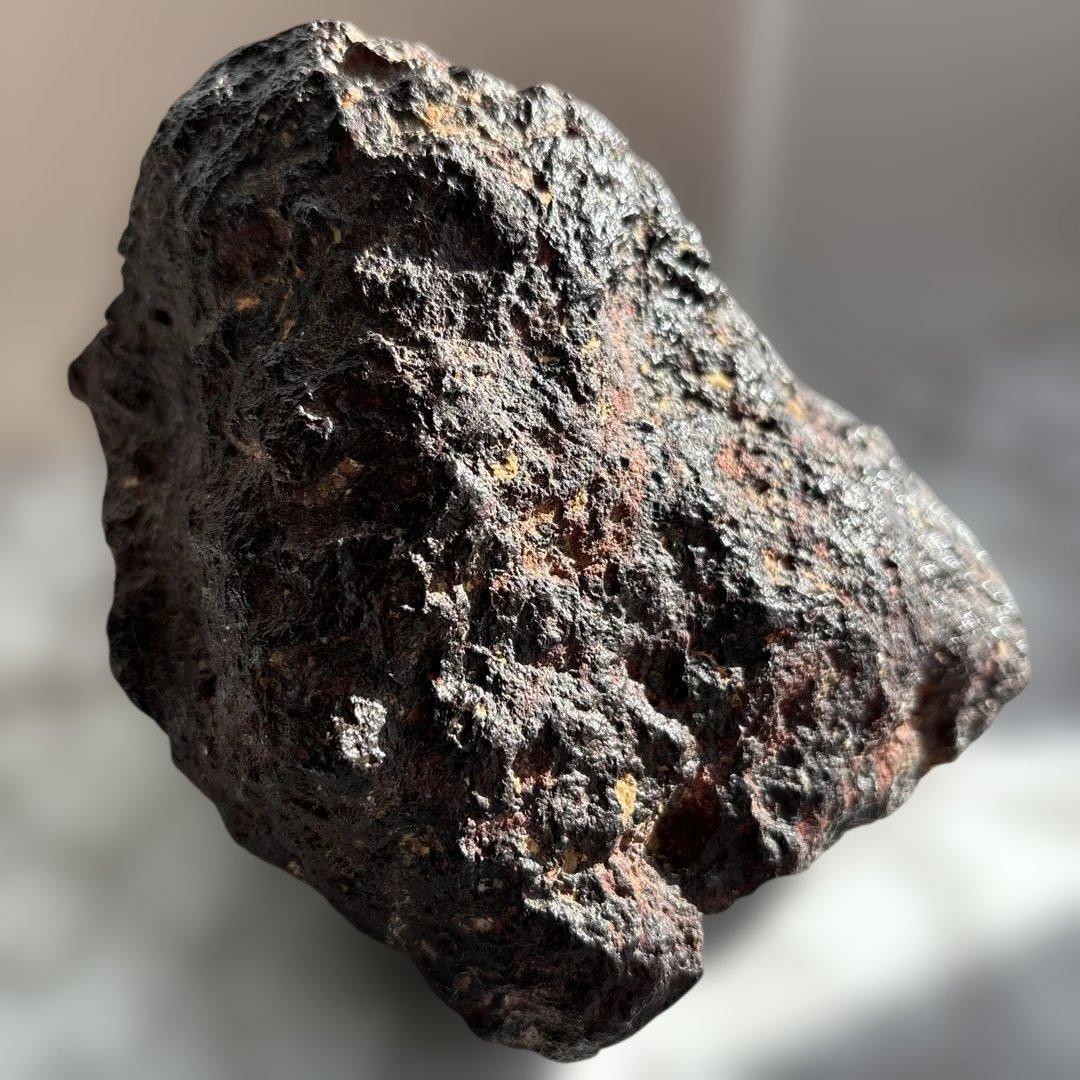 赤鉄鉱（ヘマタイト） 重さ2.2㎏　幅14㎝　鑑賞石 自然石 天然石 鉱物 置物