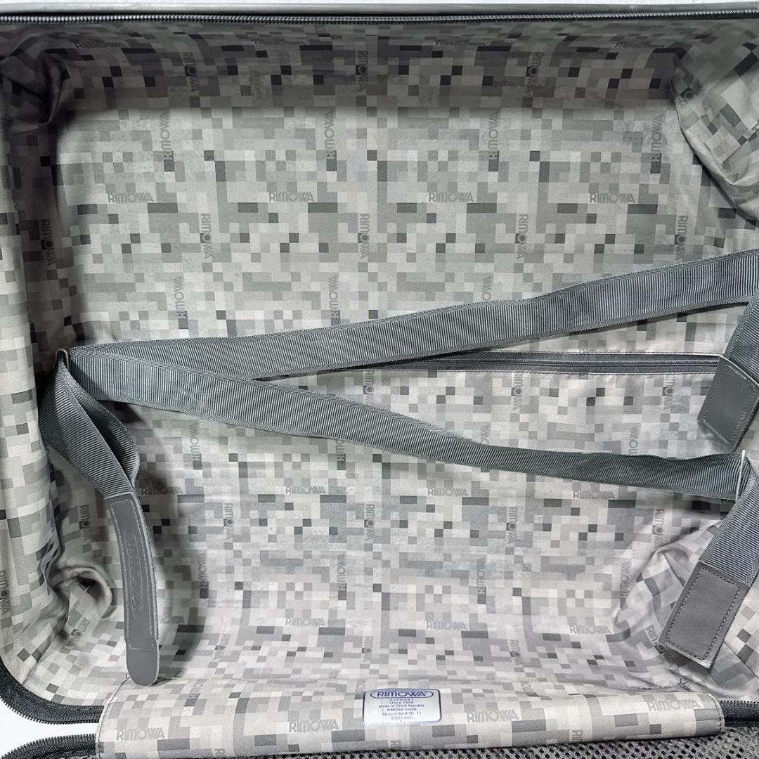 RIMOWA　SALSA　810.56.32.4　47リットル　4輪　2〜3泊向