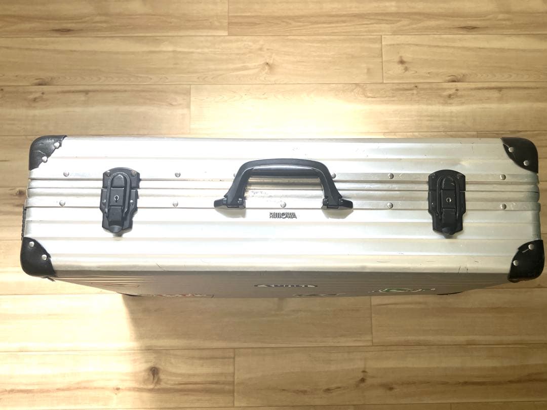 M*8様 RIMOWA アルミニウム製キャリーケース 2輪 約50リッター ビン