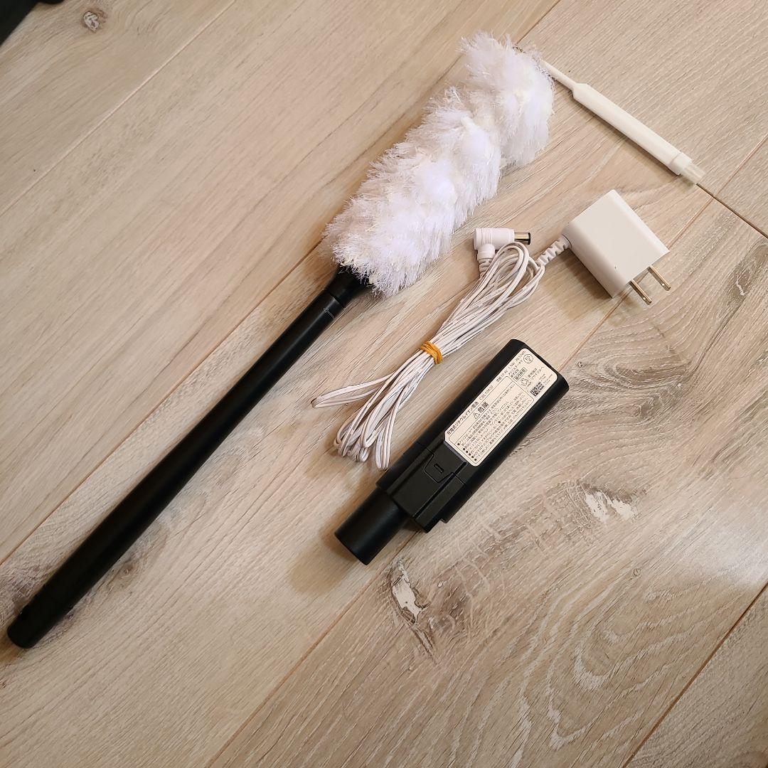 アイリスオーヤマ 充電式サイクロンスティッククリーナー 掃除機　充電器おまけ