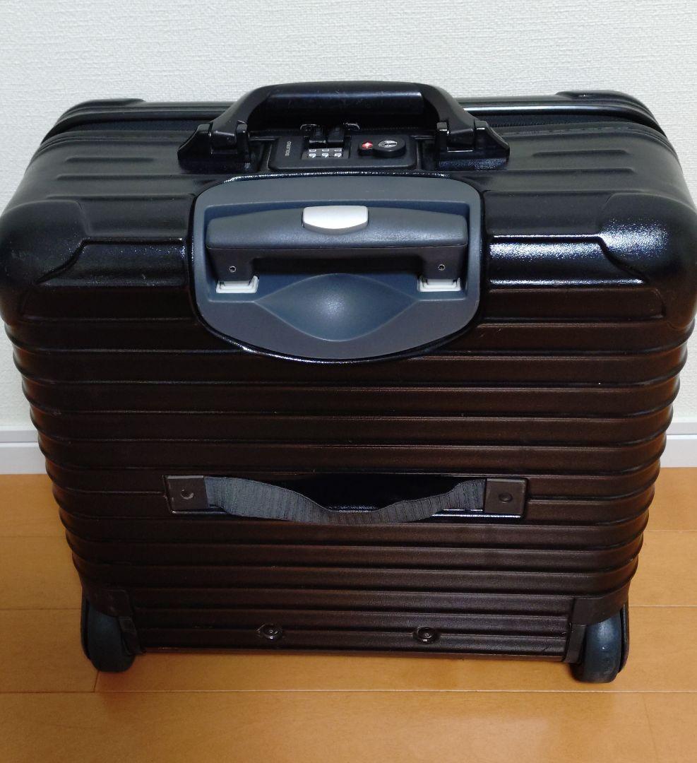 リモワ BOLERO キャリーケース 伸縮ハンドル新品交換
