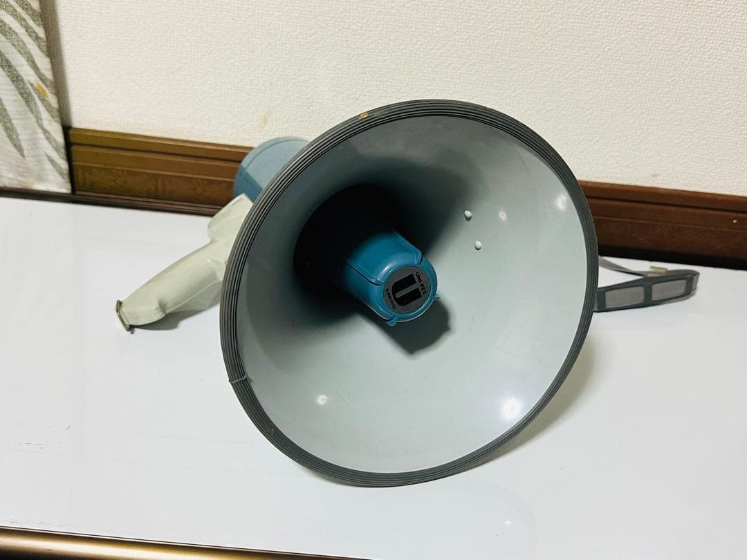 円錐形拡声器 グレーと青TRM-66A