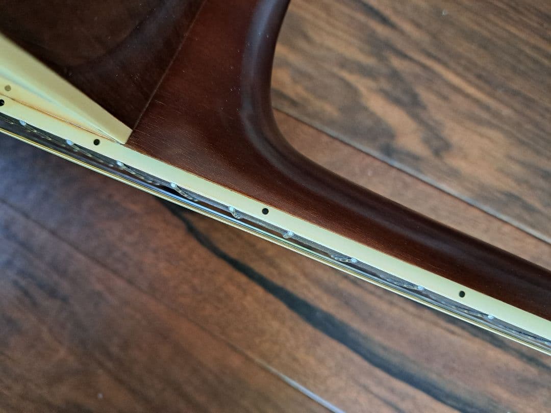 Hummingbird Custom ハミングバードカスタム　キャッツアイ