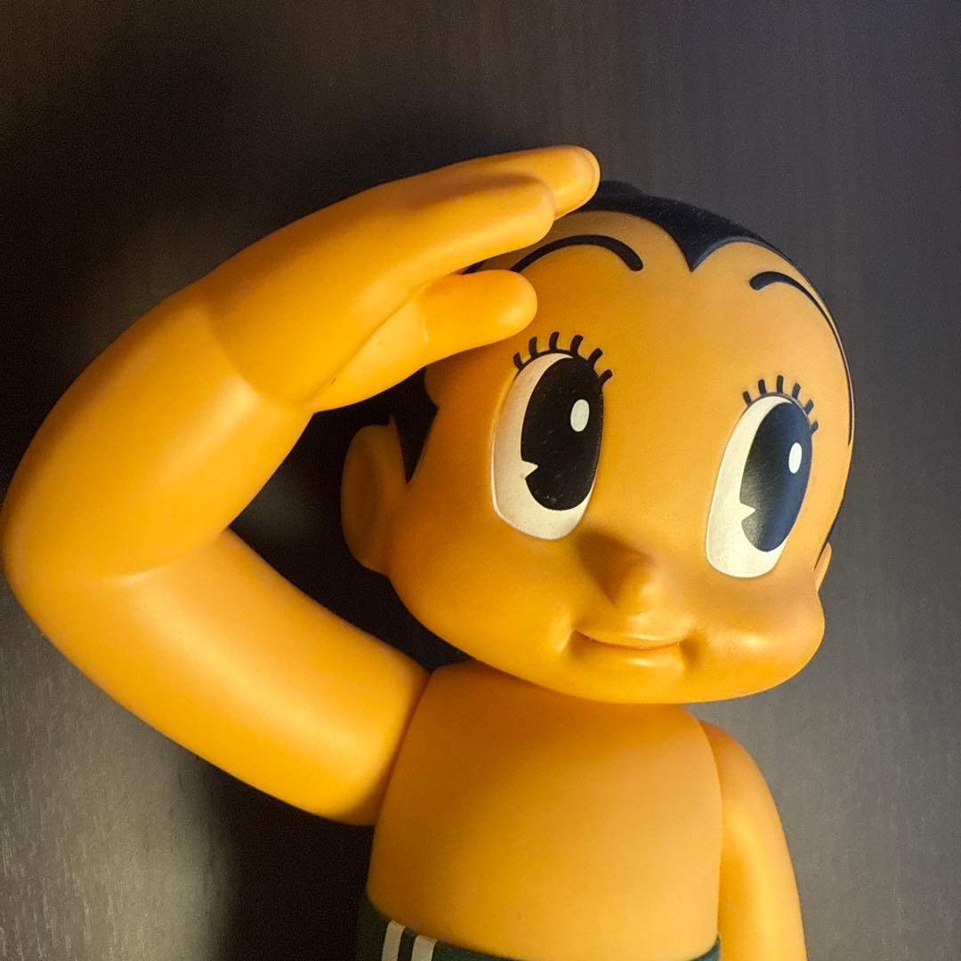 アトム 敬礼ポーズ フィギュア 約40cm ビリケン商会2006