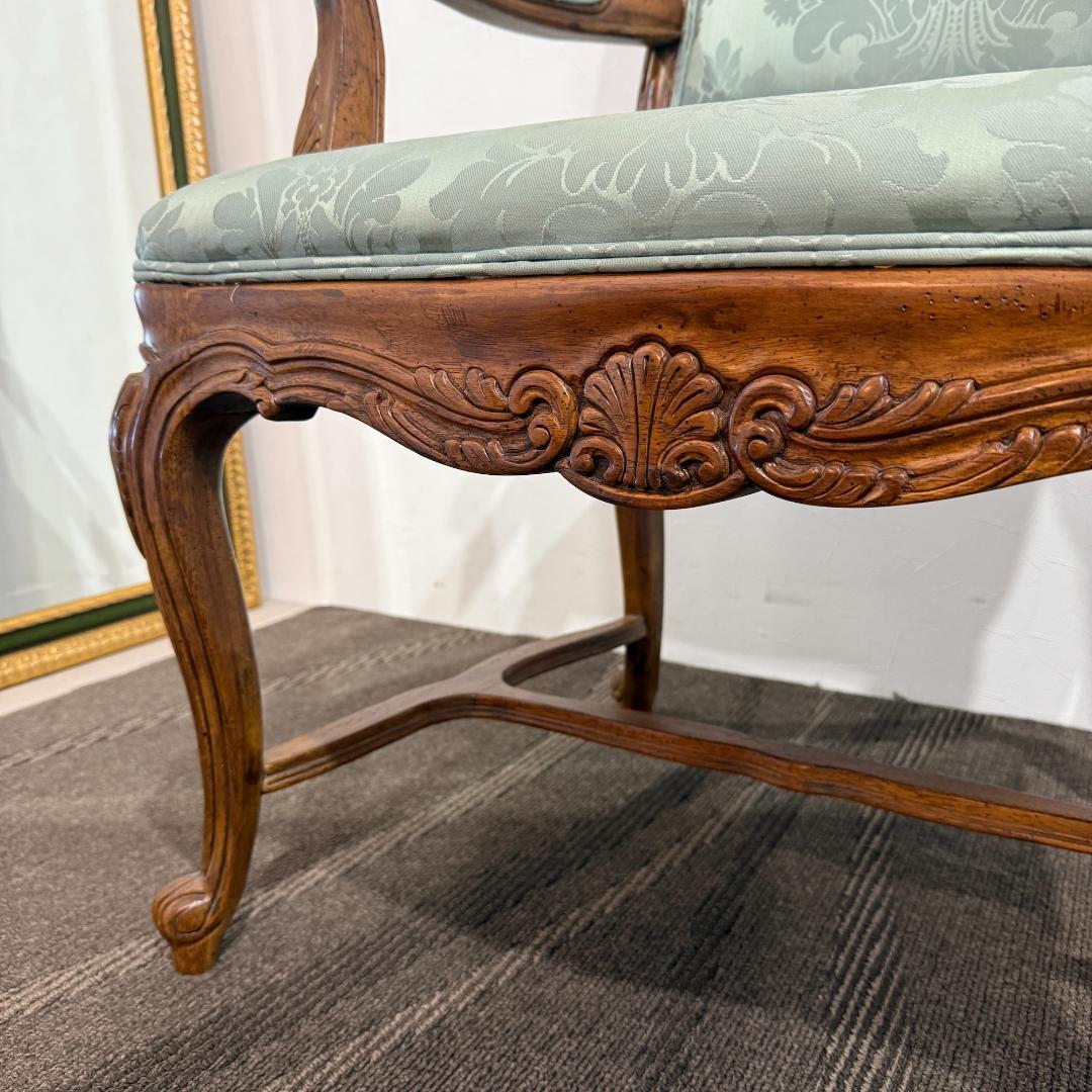 ドレクセル　DREXEL　アームチェア　アンティーク　ヴィンテージ　椅子