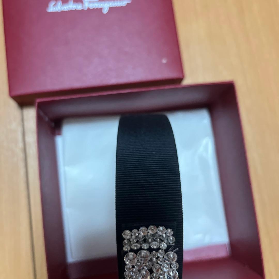 Salvatore Ferragamo クリスタルヘアバンド