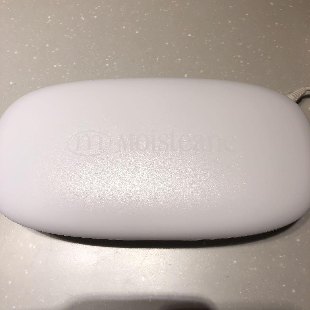 芸能人も愛用者多数のモイスティーヌ美顔器