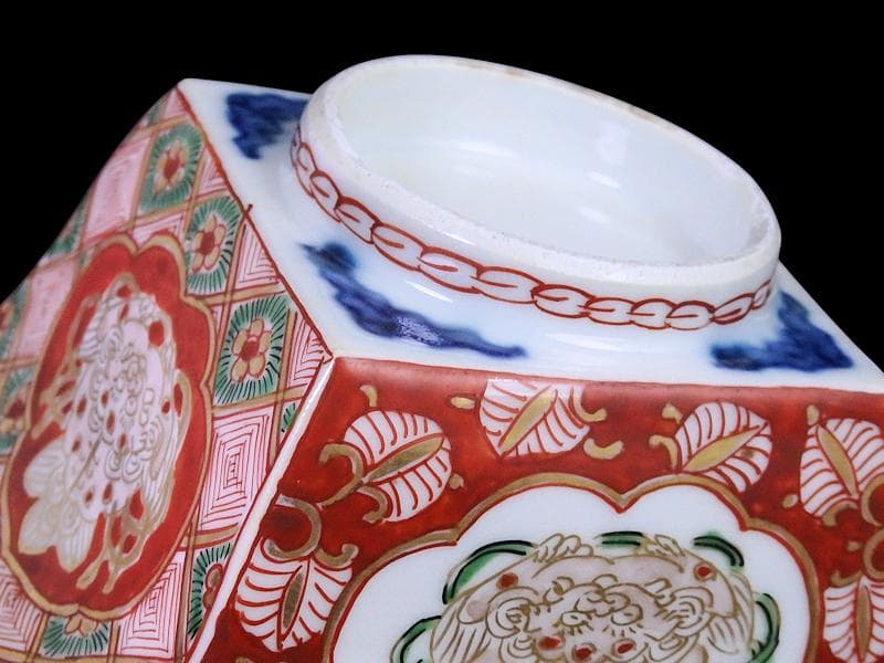 大聖寺伊万里　金唐草に獅子　石畳花枡紋の図　四方角向付　D508AS-DCm