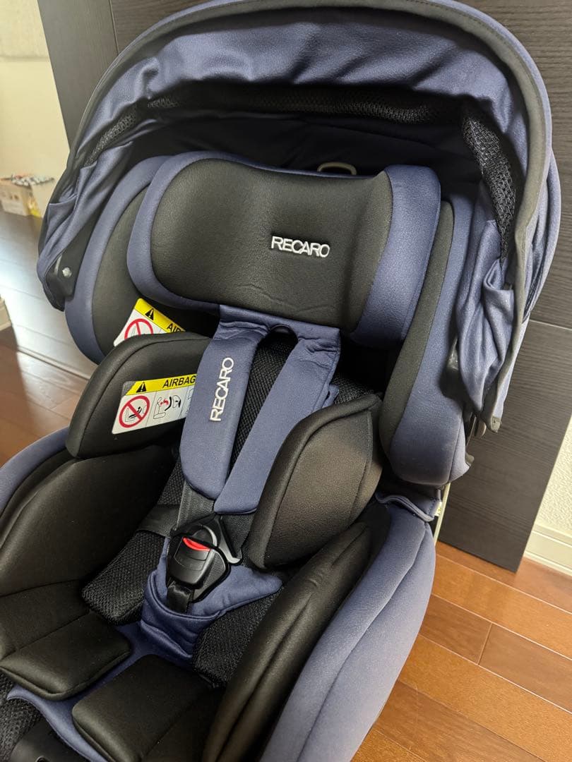 RECARO チャイルドシート ネイビー
