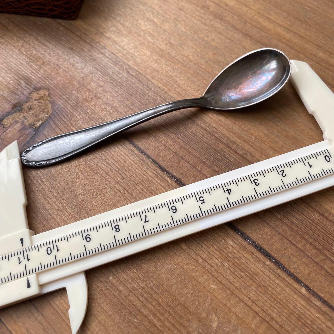 シルバーカップ　エッグスタンド　スプーンセット　ベビーギフト　洗礼　イースター