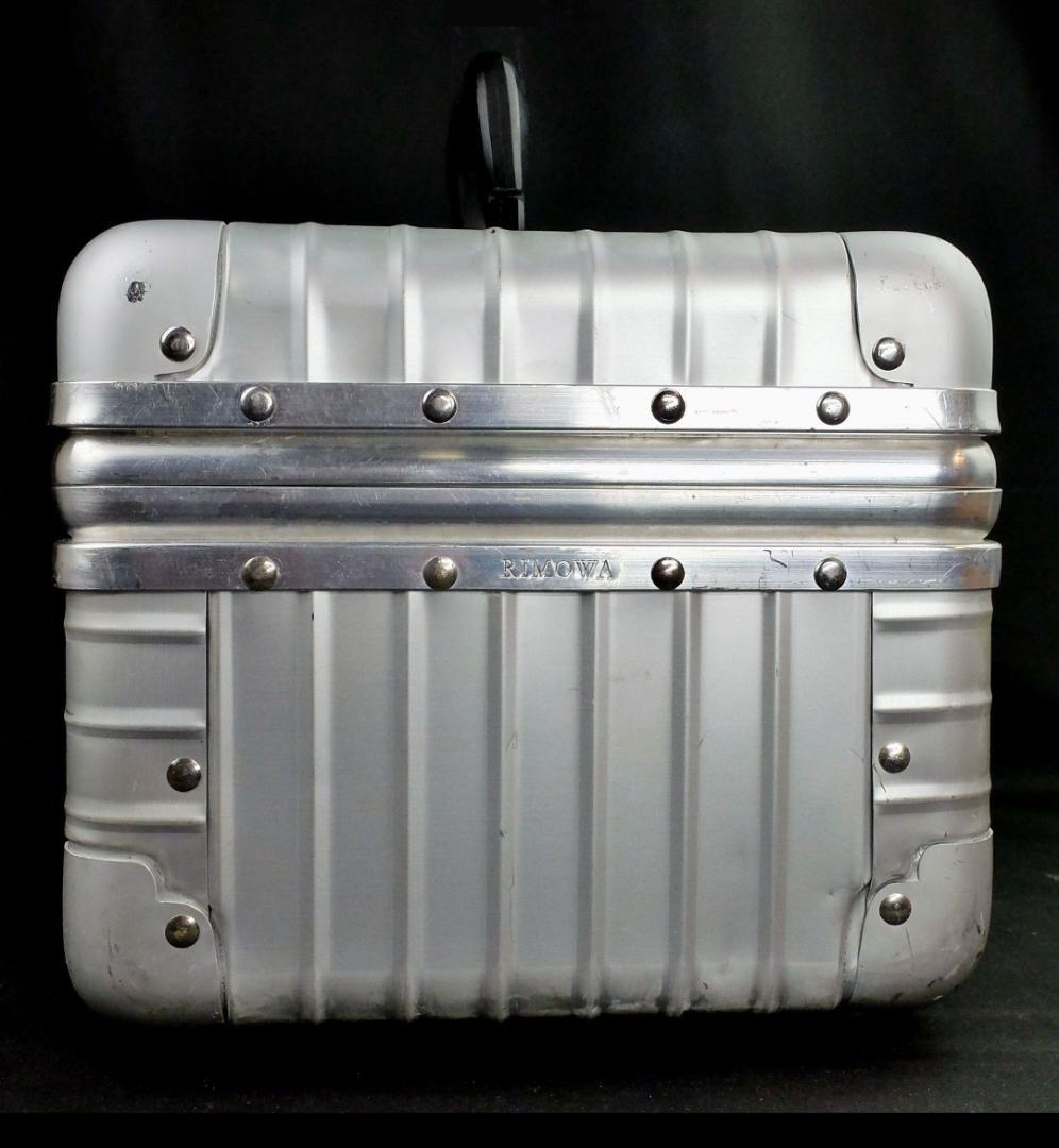 リモワ 956.38『Savannah/サヴァンナ』ALビューティケース 鍵付