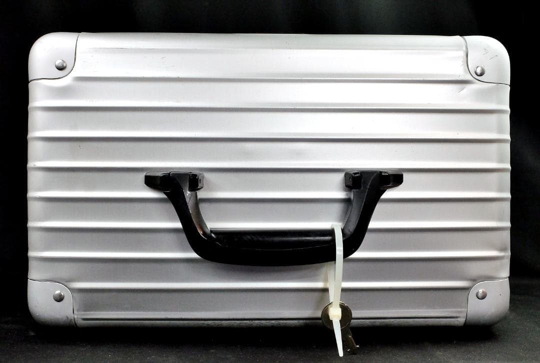 リモワ 956.38『Savannah/サヴァンナ』ALビューティケース 鍵付