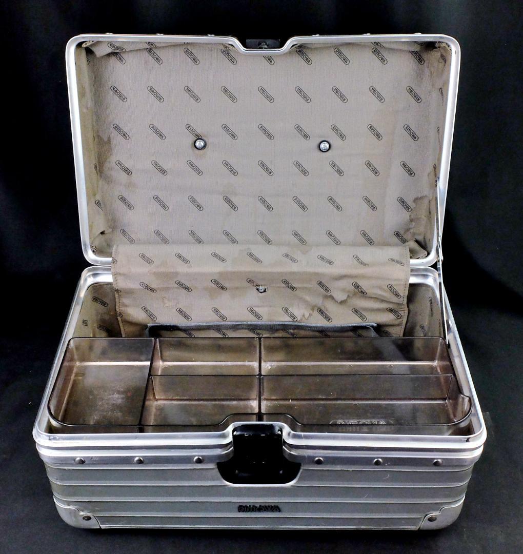 リモワ 956.38『Savannah/サヴァンナ』ALビューティケース 鍵付