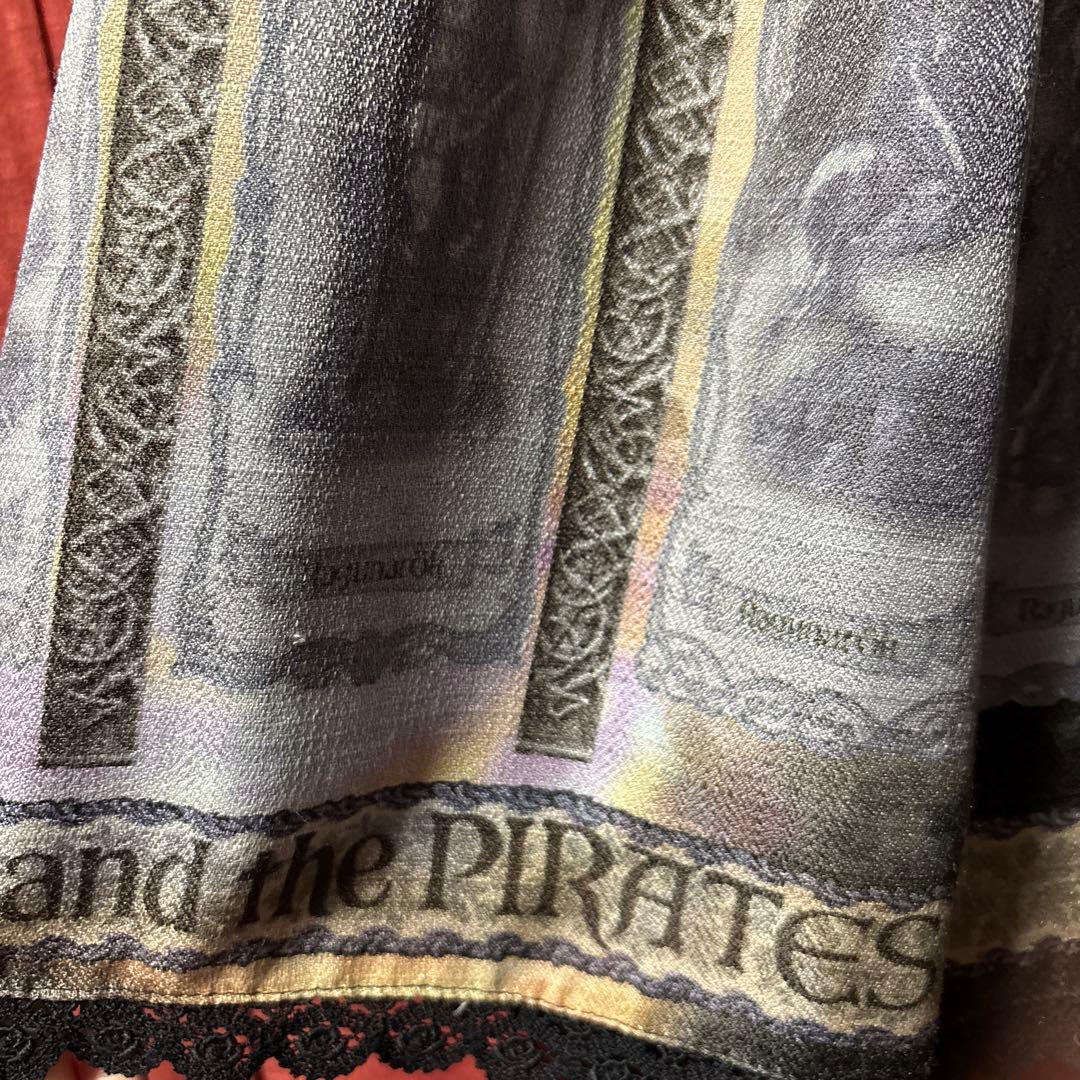 PIRATES ラグナロク～世界の終わりの物語～柄スカート