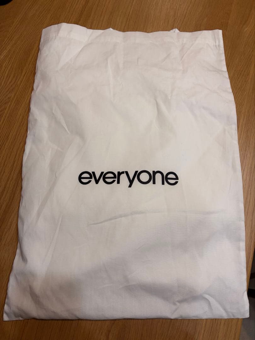 【新品未使用】everyone ホワイト Tシャツ 3P（2枚のみ）