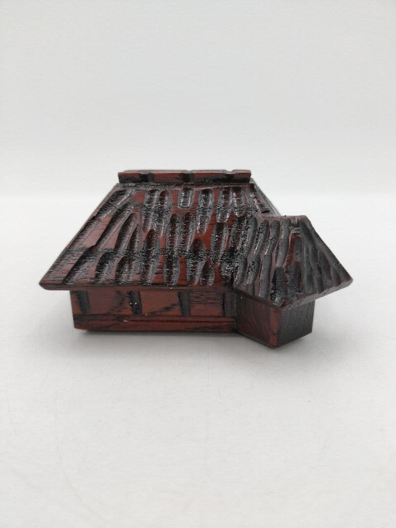 b666 香合 草庵 苫屋 家 和田謹斎 木箱 茶道具 古物