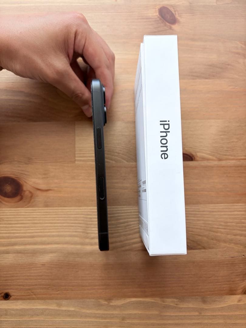 iPhone16 128GB ブラック simフリー