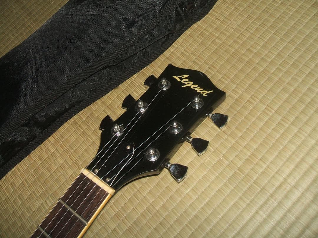 Legend レスポール　トラ目型ボデイ