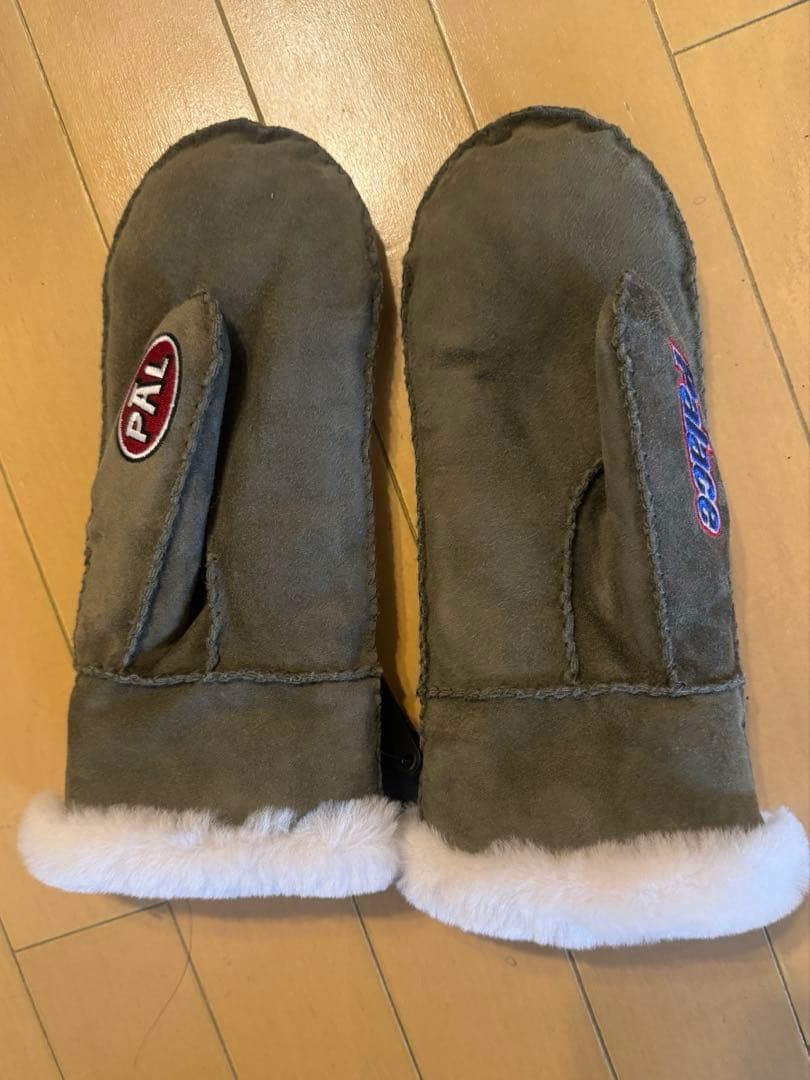 PALACE UGG コラボSHEEPSKIN MITTEN 手袋 L／XL