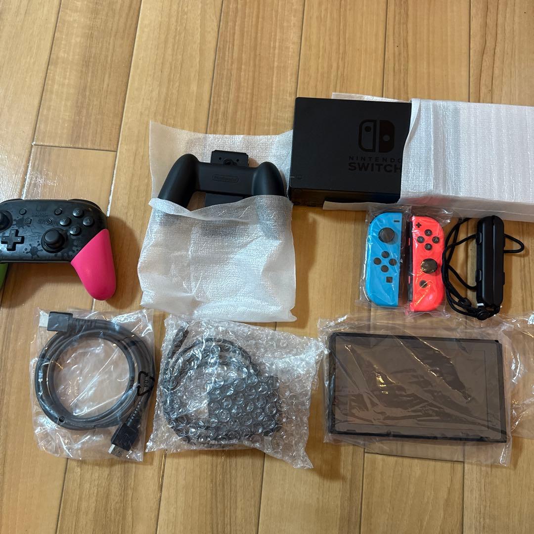 Nintendo Switch ネオンブルー・レッド本体+スプラトゥーンプロコン