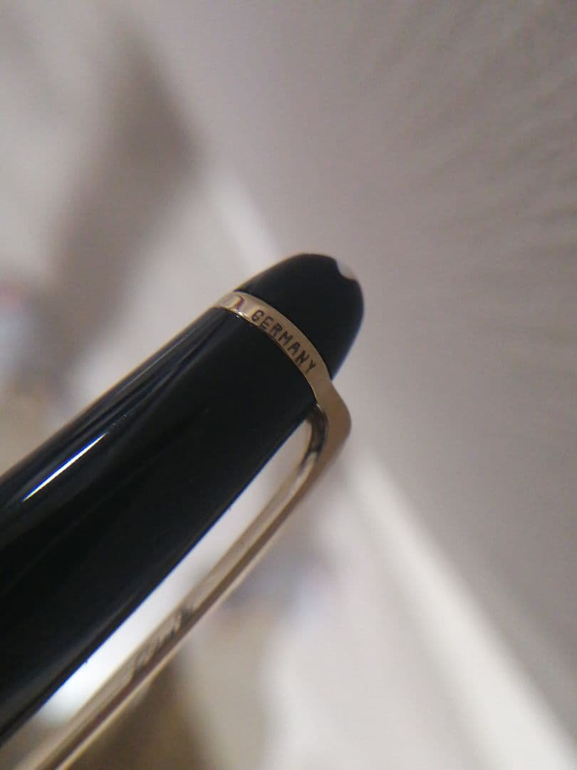 モンブラン　マイスターシュテュックゴールドボールペン